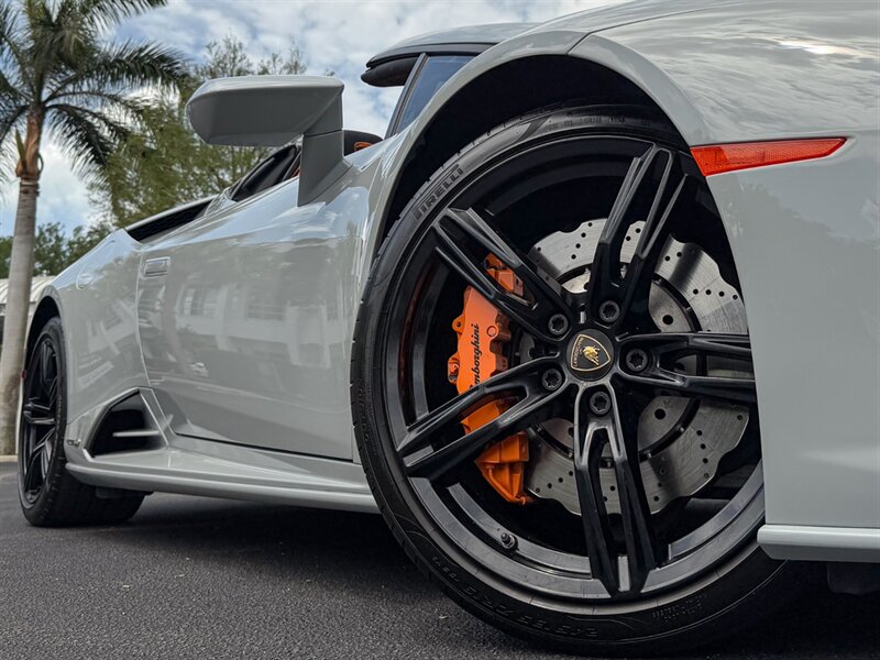 2021 Lamborghini Huracan EVO Spyder   - Photo 74 - Bonita Springs, FL 34134