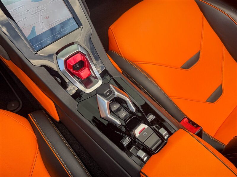 2021 Lamborghini Huracan EVO Spyder   - Photo 19 - Bonita Springs, FL 34134