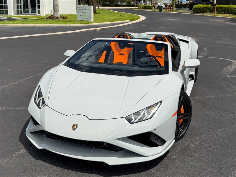 2021 Lamborghini Huracan EVO Spyder   - Photo 8 - Bonita Springs, FL 34134