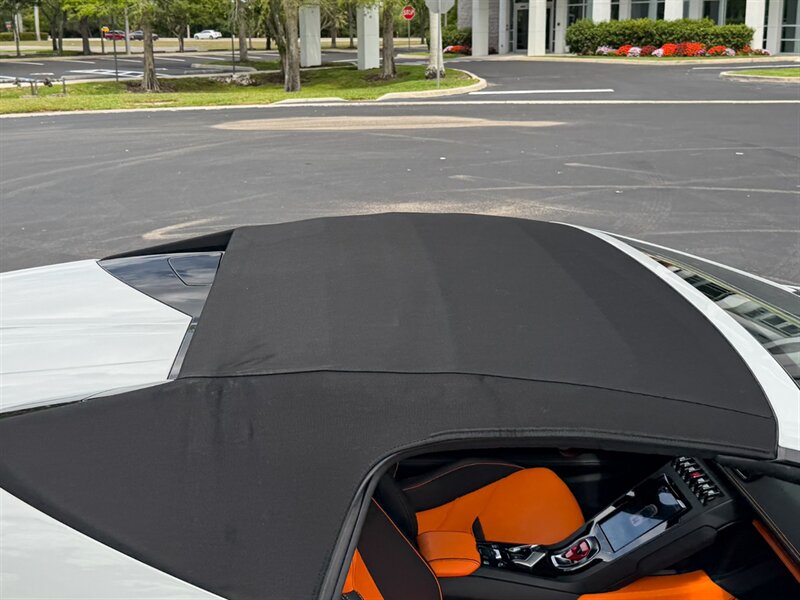 2021 Lamborghini Huracan EVO Spyder   - Photo 69 - Bonita Springs, FL 34134