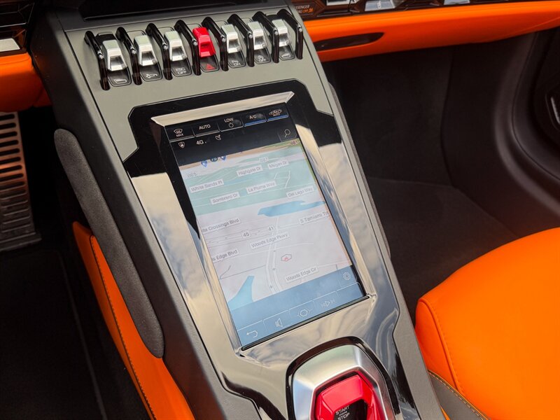 2021 Lamborghini Huracan EVO Spyder   - Photo 18 - Bonita Springs, FL 34134