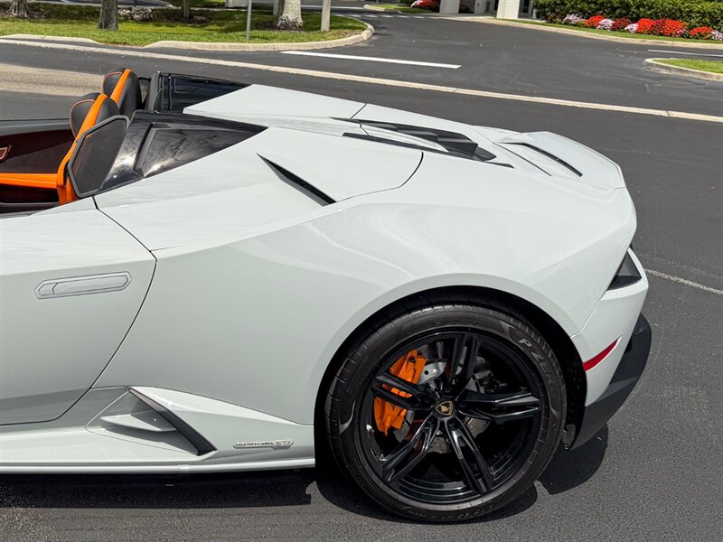 2021 Lamborghini Huracan EVO Spyder   - Photo 46 - Bonita Springs, FL 34134