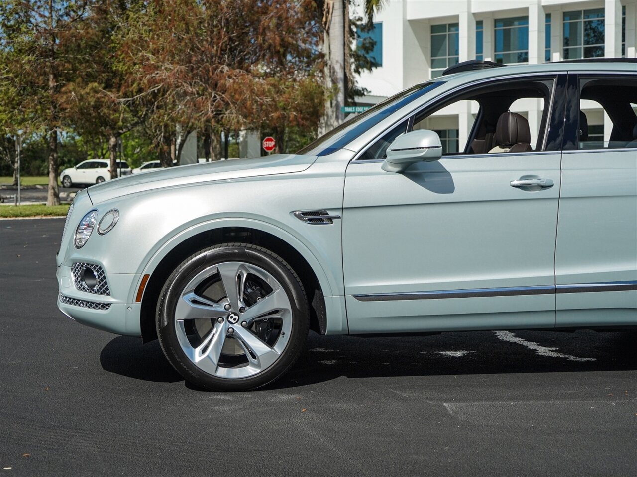 2018 Bentley Bentayga Onyx Edition   - Photo 46 - Bonita Springs, FL 34134