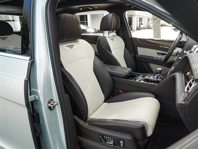 2018 Bentley Bentayga Onyx Edition - Photo 34 - Bonita Springs, FL 34134