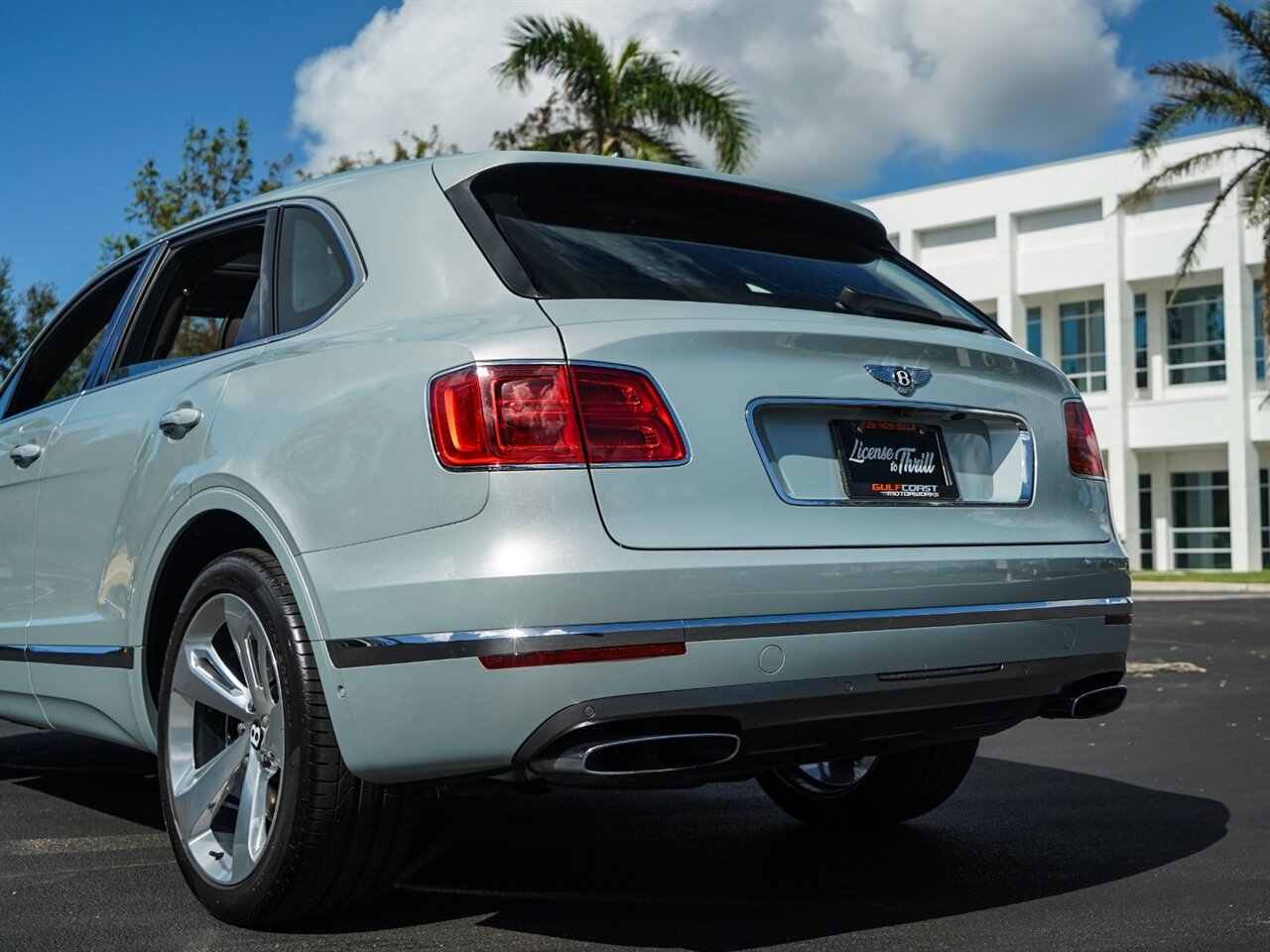 2018 Bentley Bentayga Onyx Edition   - Photo 54 - Bonita Springs, FL 34134