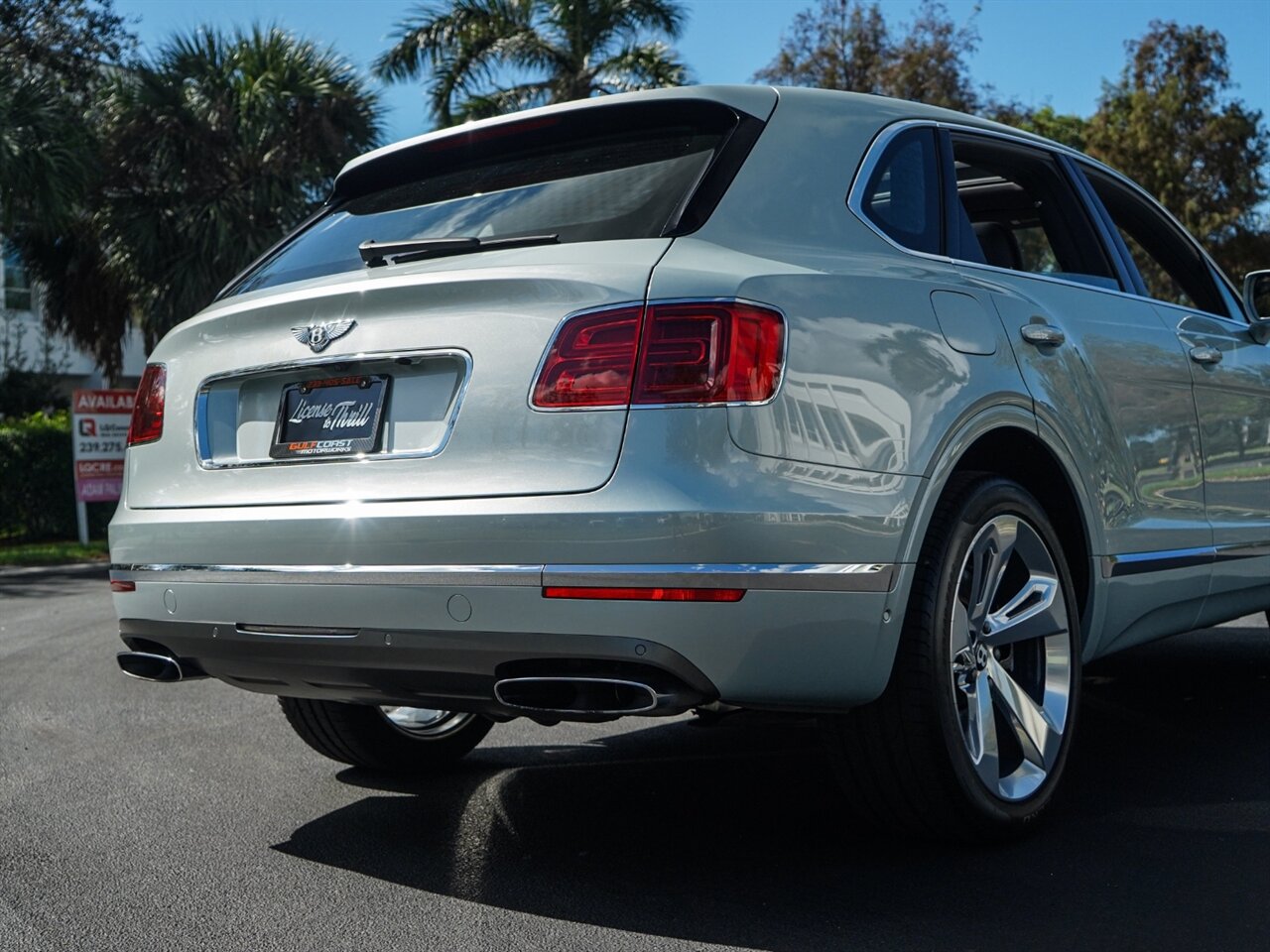 2018 Bentley Bentayga Onyx Edition   - Photo 62 - Bonita Springs, FL 34134