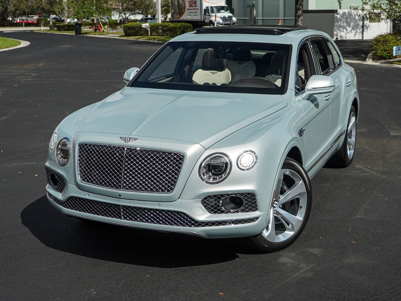 2018 Bentley Bentayga Onyx Edition   - Photo 7 - Bonita Springs, FL 34134