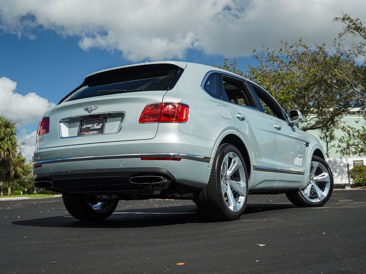 2018 Bentley Bentayga Onyx Edition   - Photo 63 - Bonita Springs, FL 34134