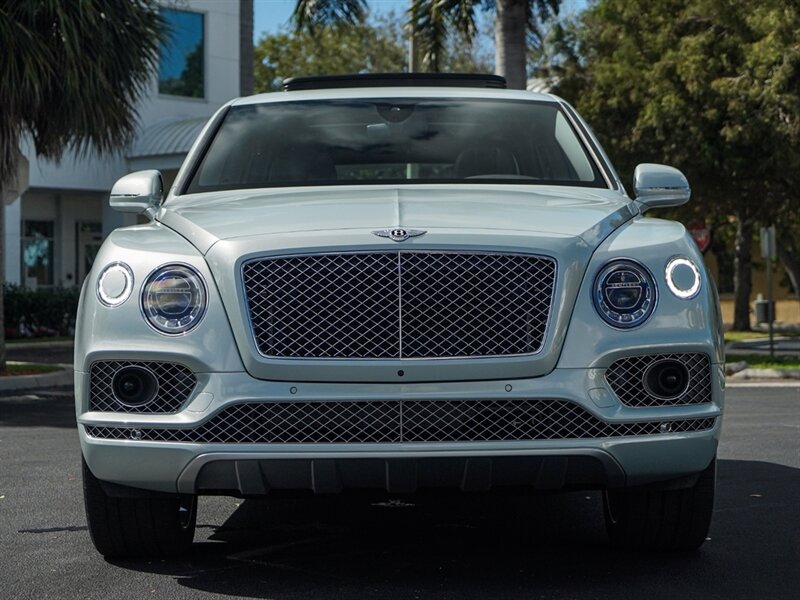 2018 Bentley Bentayga Onyx Edition   - Photo 4 - Bonita Springs, FL 34134