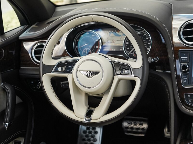 2018 Bentley Bentayga Onyx Edition - Photo 31 - Bonita Springs, FL 34134