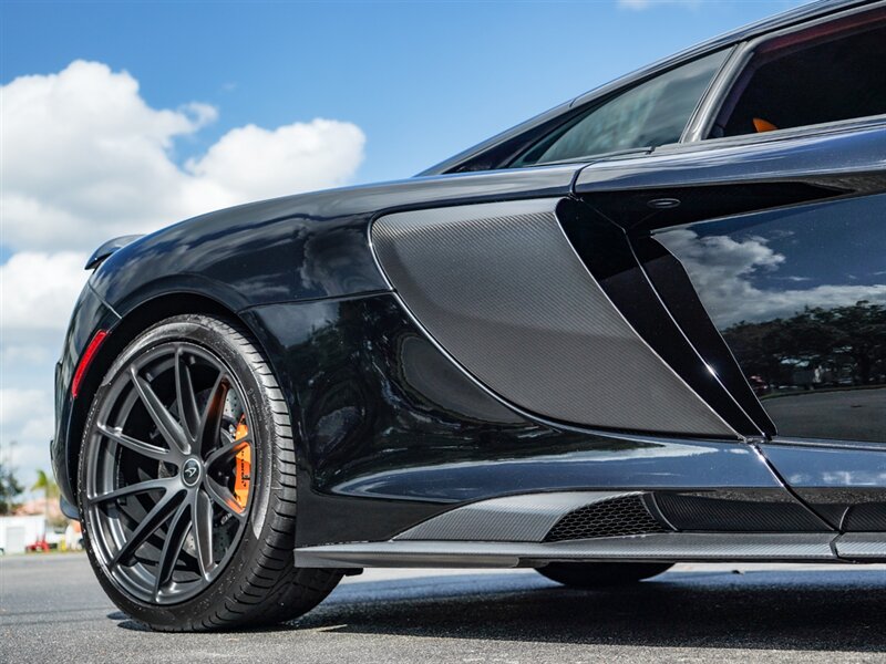 2016 McLaren 675LT - Photo 41 - Bonita Springs, FL 34134