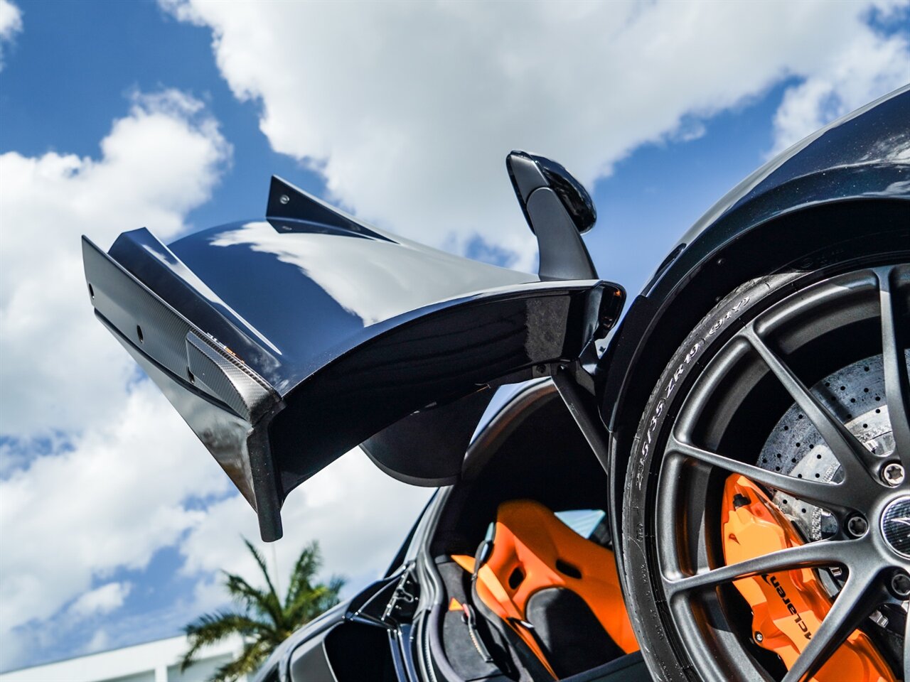 2016 McLaren 675LT   - Photo 38 - Bonita Springs, FL 34134