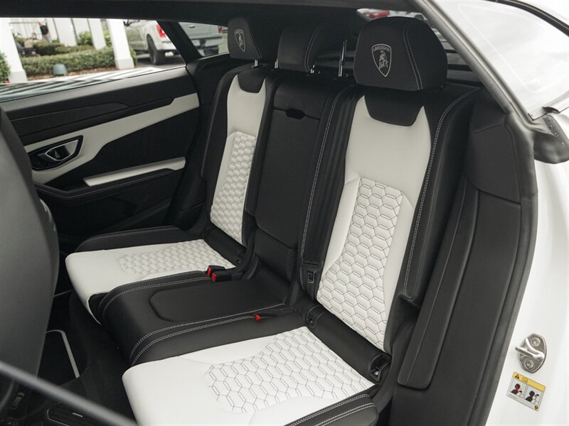 2022 Lamborghini Urus   - Photo 28 - Bonita Springs, FL 34134