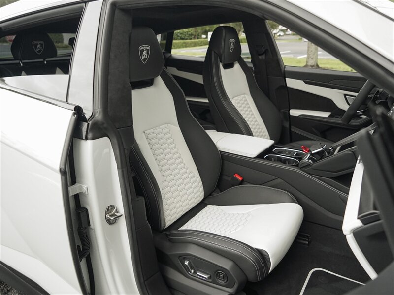 2022 Lamborghini Urus   - Photo 35 - Bonita Springs, FL 34134