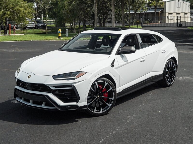 2022 Lamborghini Urus   - Photo 9 - Bonita Springs, FL 34134