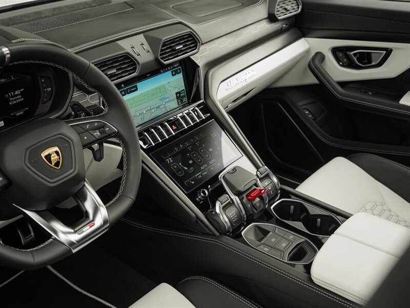 2022 Lamborghini Urus   - Photo 14 - Bonita Springs, FL 34134