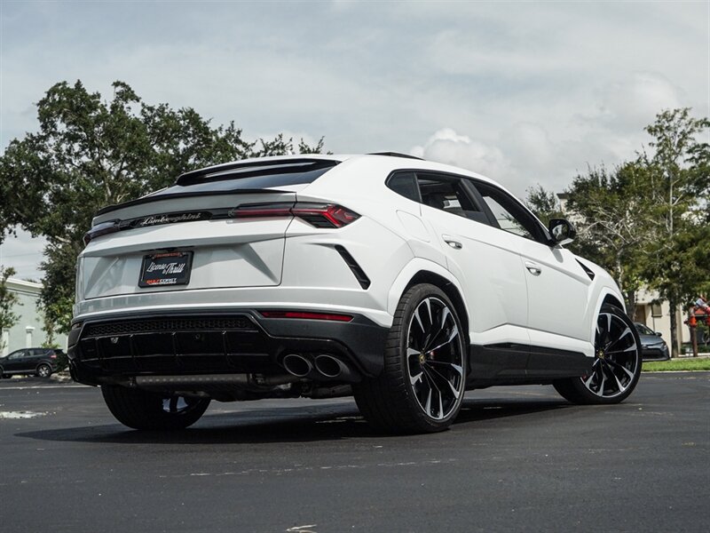 2022 Lamborghini Urus   - Photo 66 - Bonita Springs, FL 34134