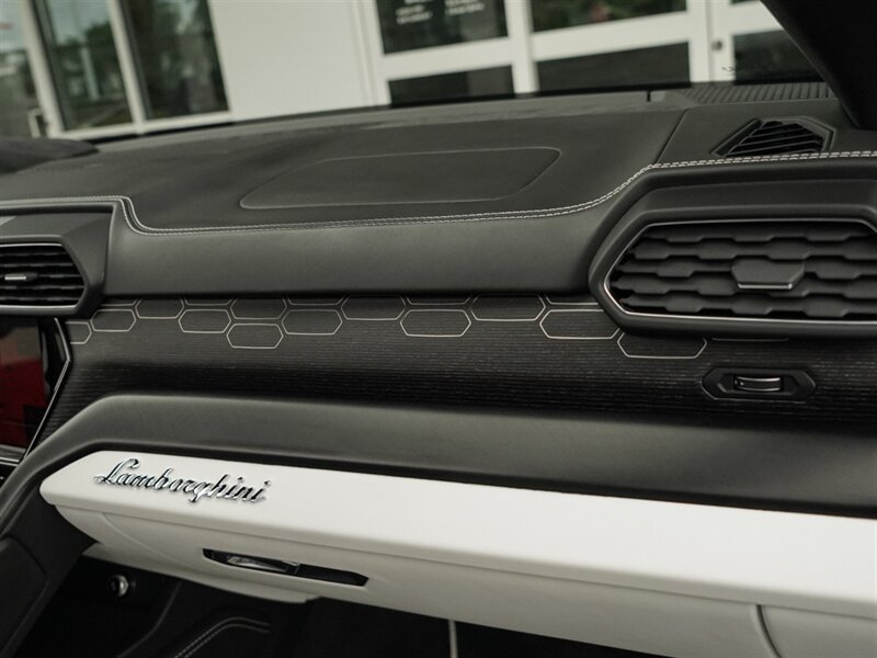 2022 Lamborghini Urus   - Photo 40 - Bonita Springs, FL 34134