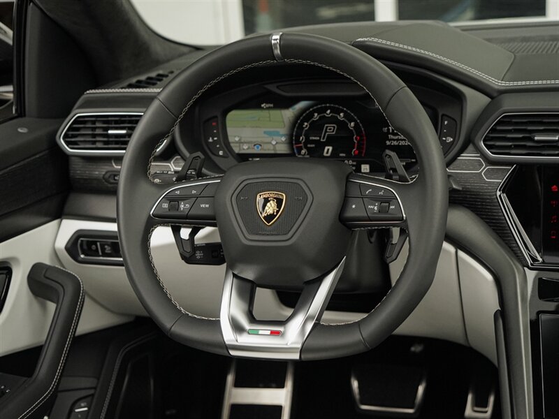 2022 Lamborghini Urus   - Photo 31 - Bonita Springs, FL 34134