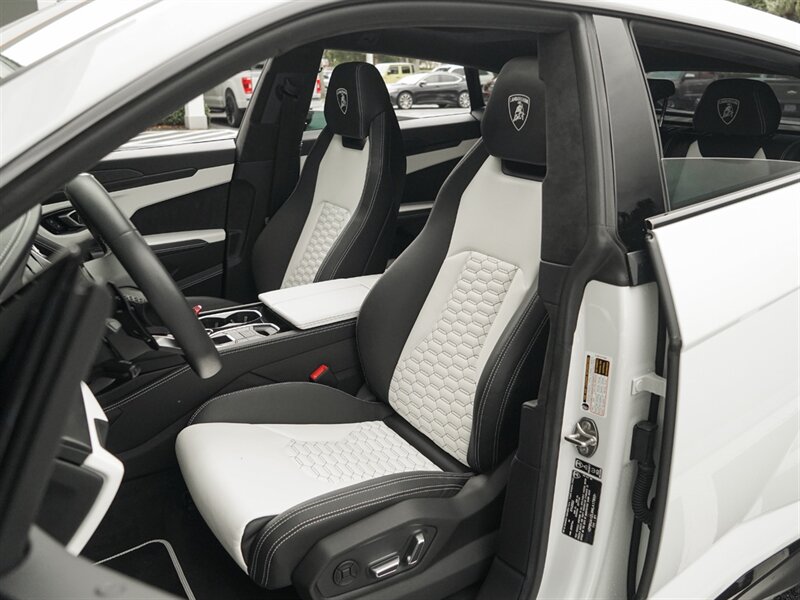 2022 Lamborghini Urus   - Photo 21 - Bonita Springs, FL 34134