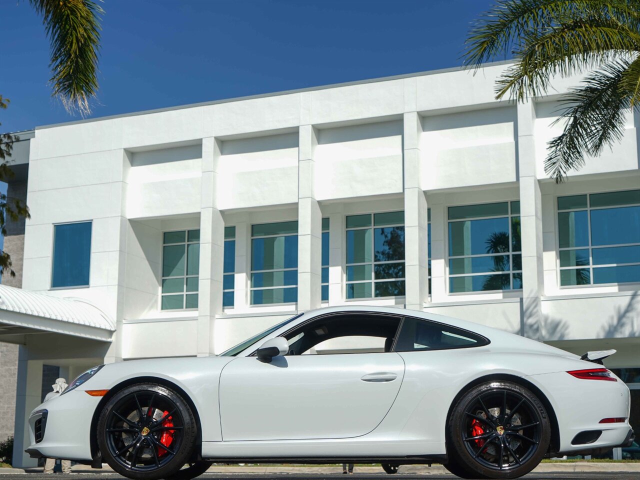 2018 Porsche 911 Carrera S   - Photo 16 - Bonita Springs, FL 34134