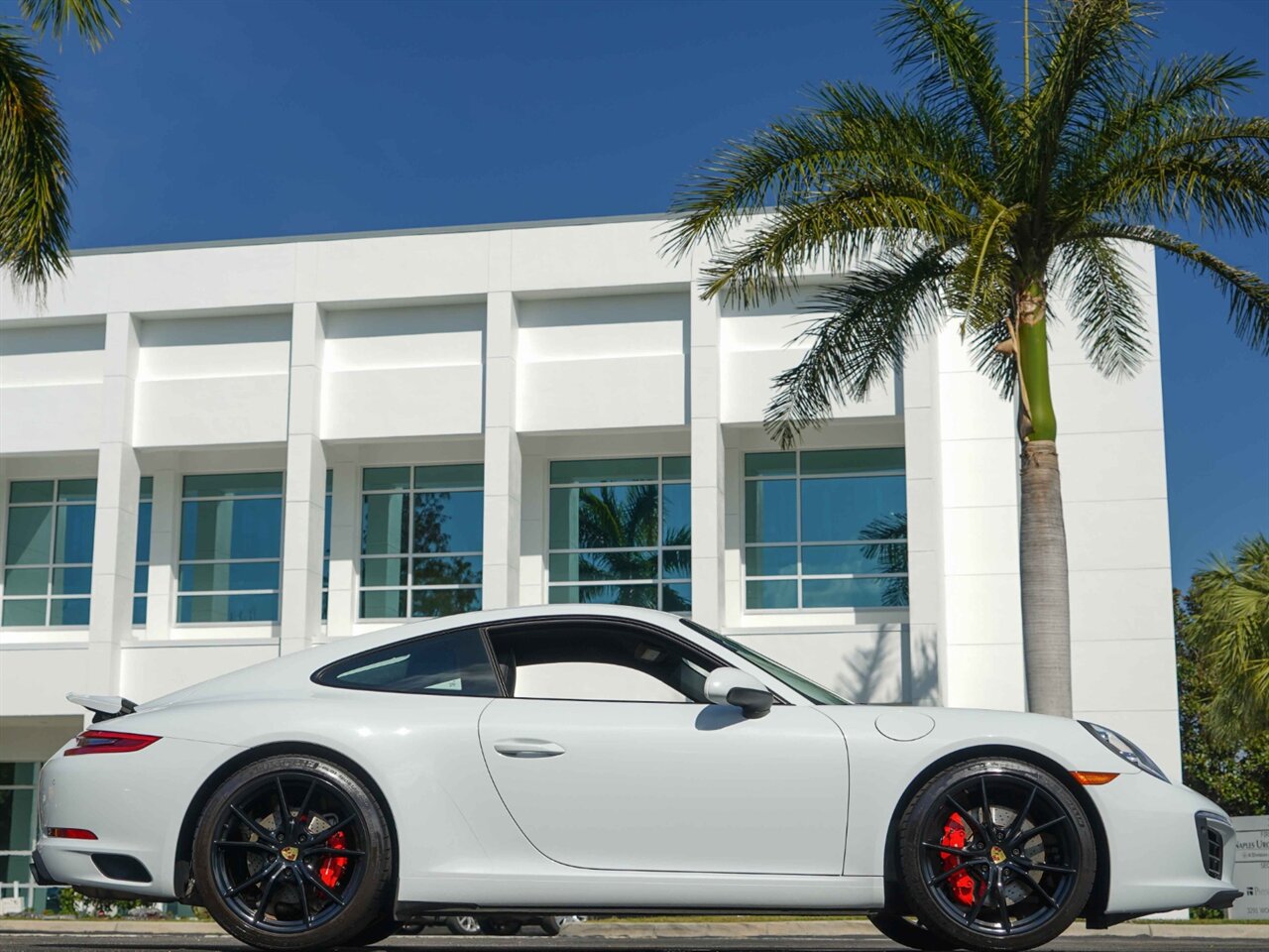 2018 Porsche 911 Carrera S   - Photo 34 - Bonita Springs, FL 34134