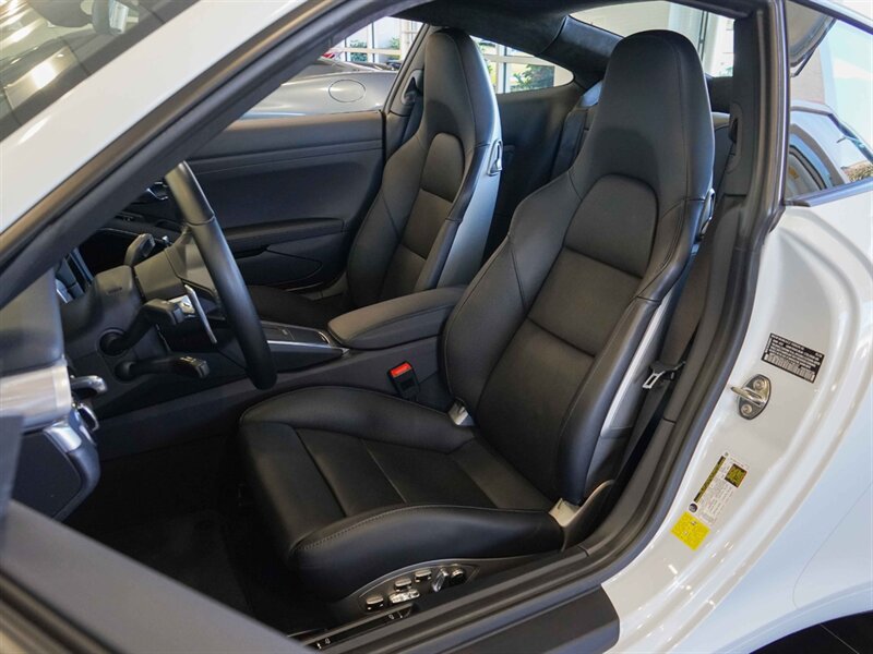 2018 Porsche 911 Carrera S - Photo 21 - Bonita Springs, FL 34134
