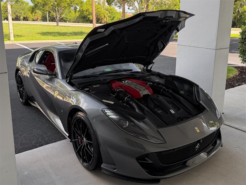 2018 Ferrari 812 Superfast   - Photo 40 - Bonita Springs, FL 34134