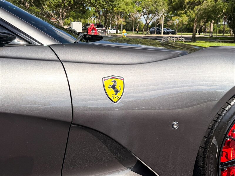 2018 Ferrari 812 Superfast   - Photo 63 - Bonita Springs, FL 34134