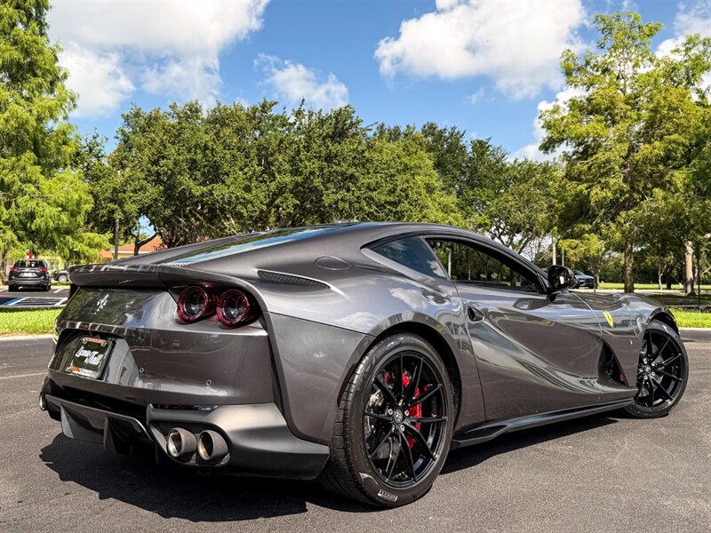 2018 Ferrari 812 Superfast   - Photo 57 - Bonita Springs, FL 34134