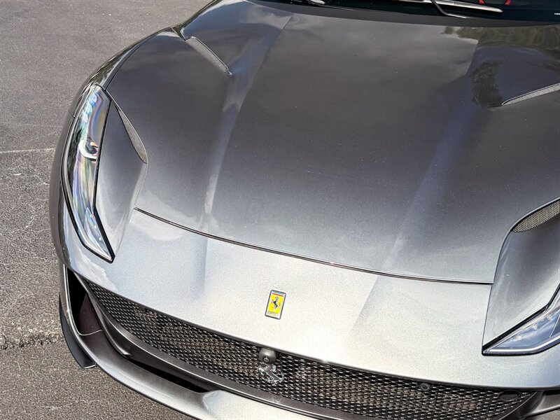 2018 Ferrari 812 Superfast   - Photo 4 - Bonita Springs, FL 34134