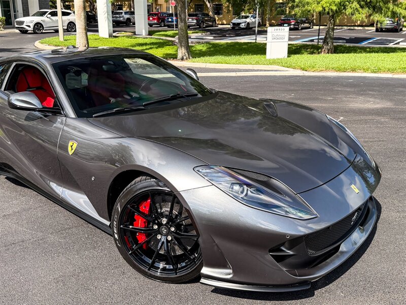 2018 Ferrari 812 Superfast   - Photo 68 - Bonita Springs, FL 34134