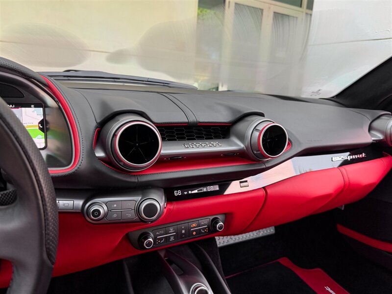 2018 Ferrari 812 Superfast   - Photo 15 - Bonita Springs, FL 34134