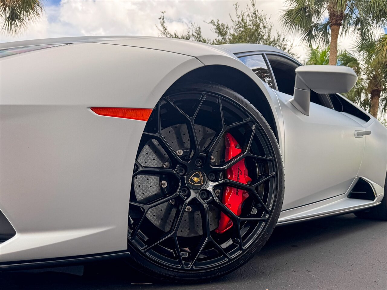 2020 Lamborghini Huracan EVO   - Photo 12 - Bonita Springs, FL 34134