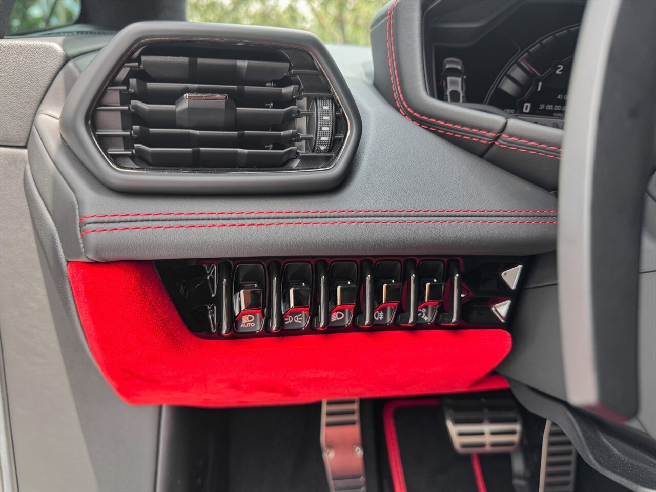 2020 Lamborghini Huracan EVO   - Photo 26 - Bonita Springs, FL 34134