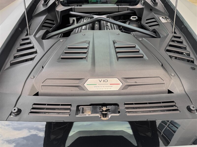 2020 Lamborghini Huracan EVO   - Photo 43 - Bonita Springs, FL 34134