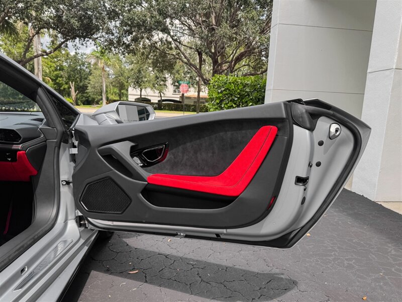 2020 Lamborghini Huracan EVO   - Photo 41 - Bonita Springs, FL 34134