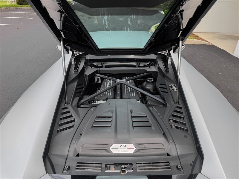 2020 Lamborghini Huracan EVO   - Photo 42 - Bonita Springs, FL 34134