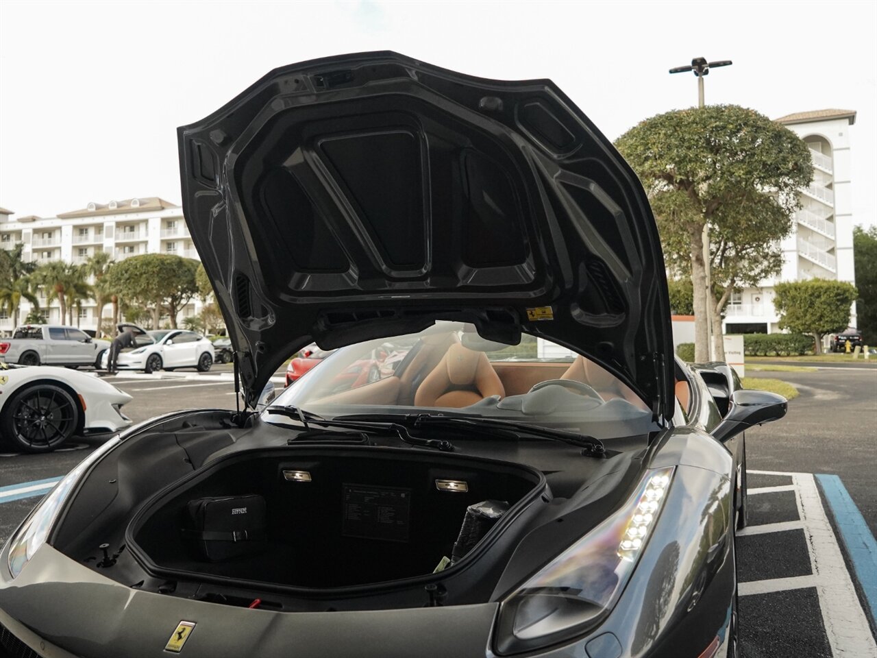 2018 Ferrari 488 Spider   - Photo 39 - Bonita Springs, FL 34134