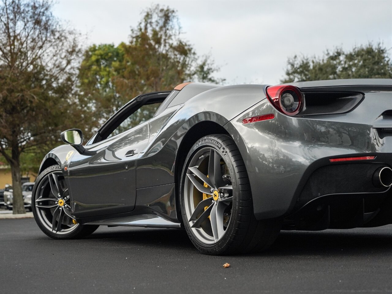 2018 Ferrari 488 Spider   - Photo 48 - Bonita Springs, FL 34134