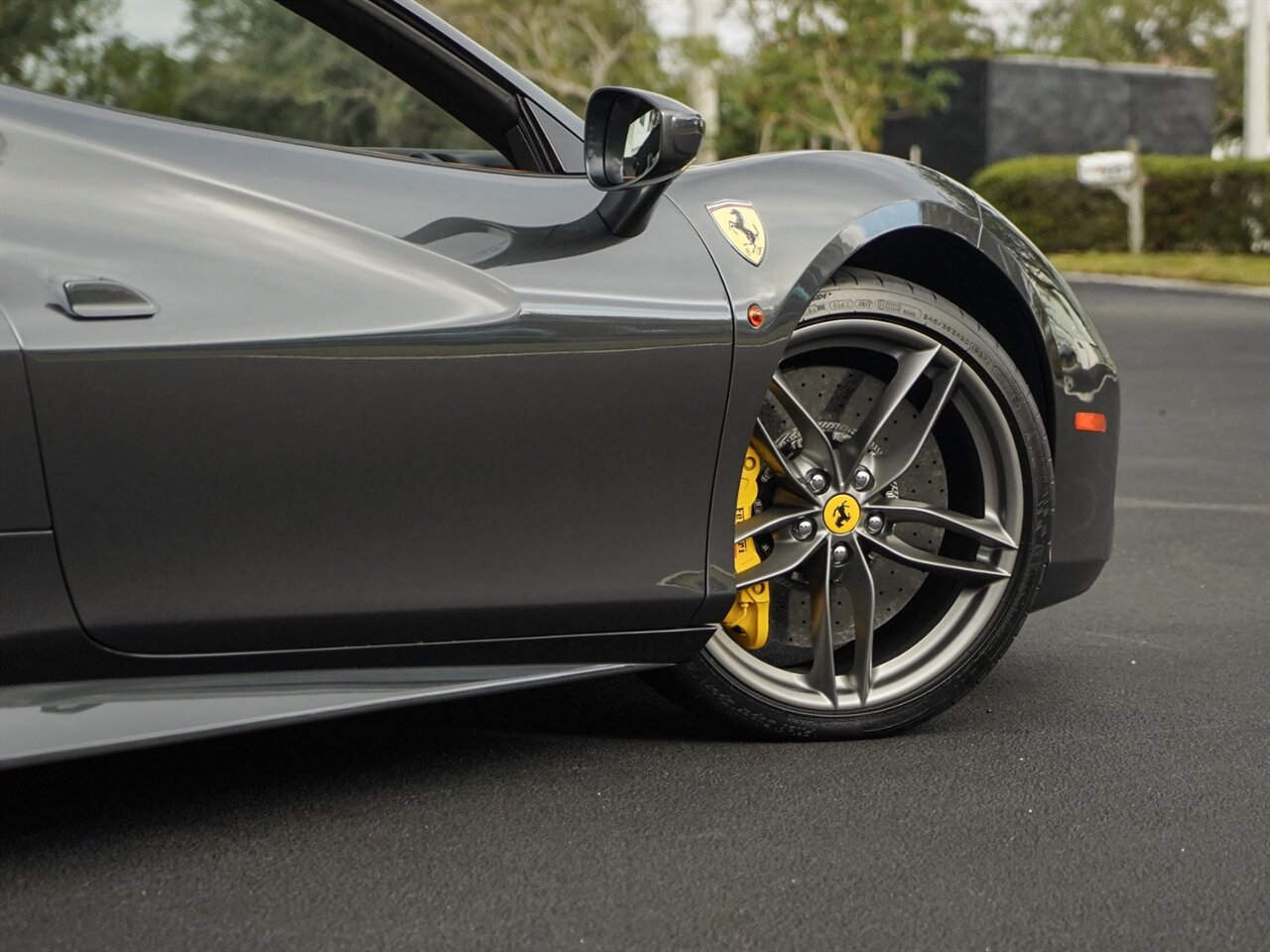 2018 Ferrari 488 Spider   - Photo 61 - Bonita Springs, FL 34134