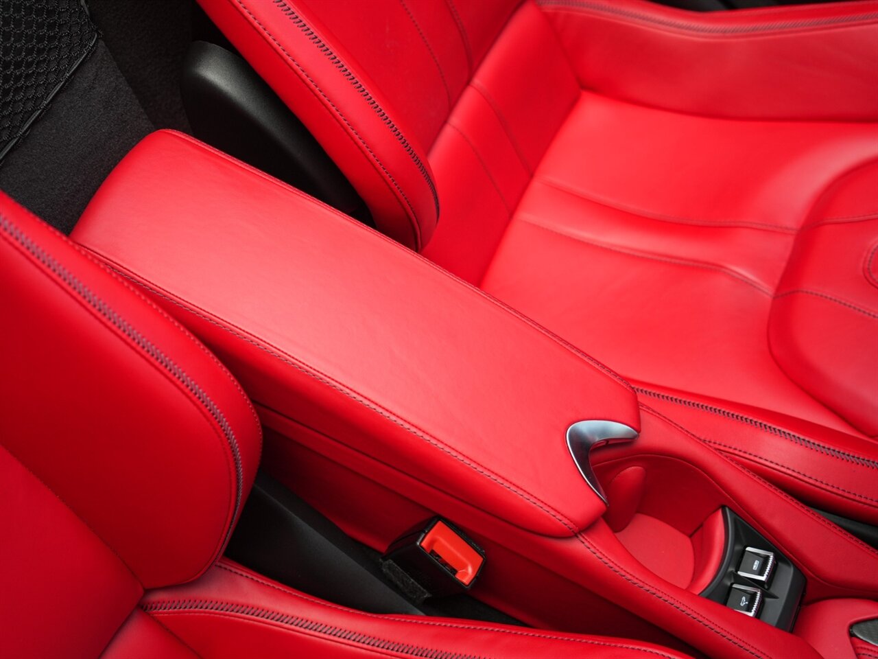 2022 McLaren 720S Spider   - Photo 37 - Bonita Springs, FL 34134