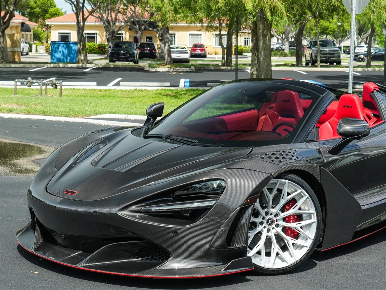 2022 McLaren 720S Spider   - Photo 12 - Bonita Springs, FL 34134