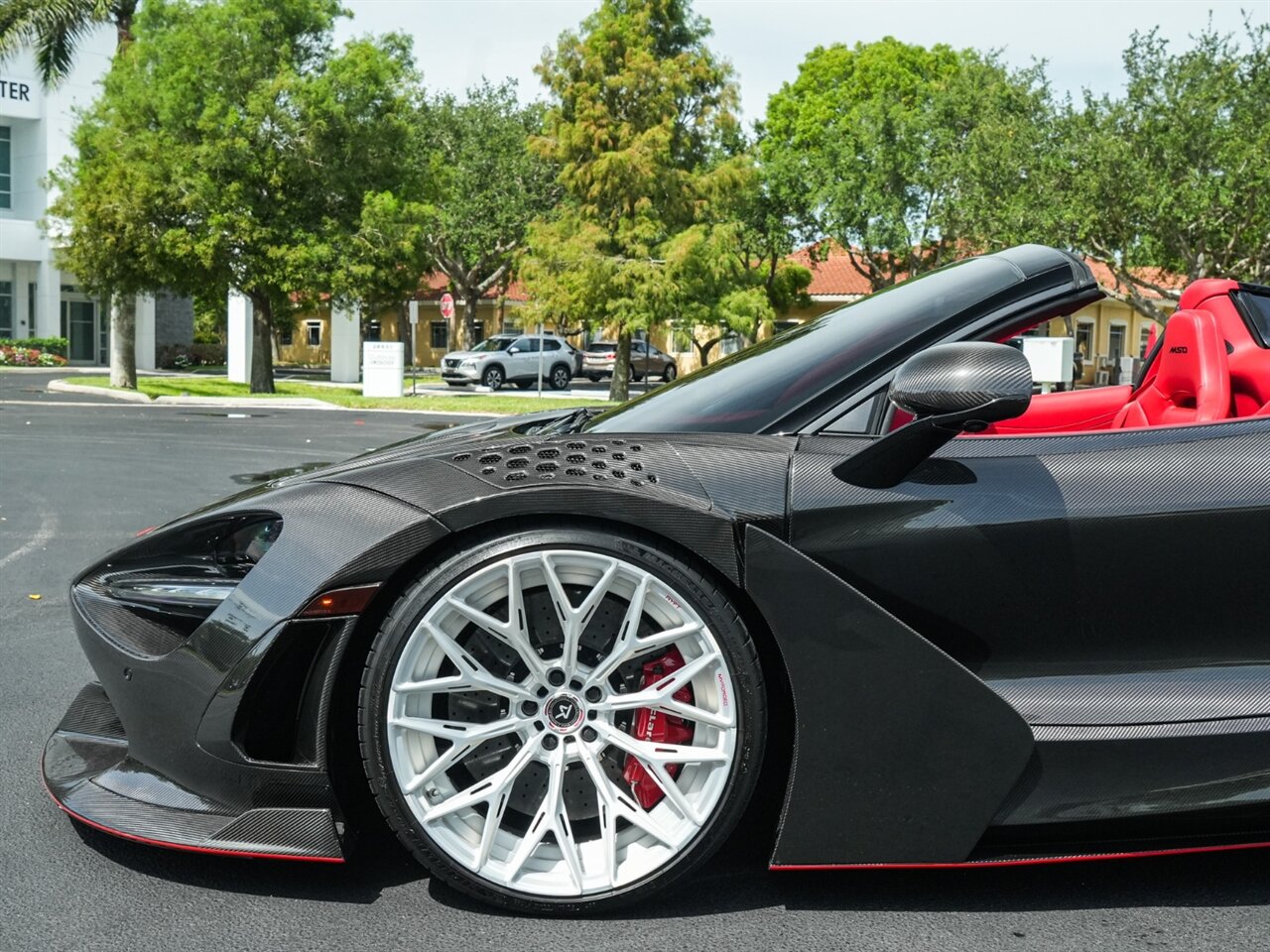 2022 McLaren 720S Spider   - Photo 41 - Bonita Springs, FL 34134
