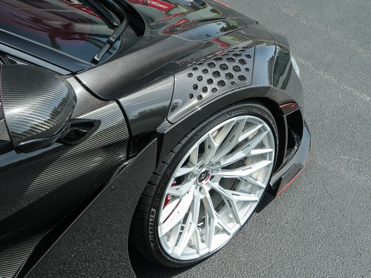 2022 McLaren 720S Spider   - Photo 63 - Bonita Springs, FL 34134