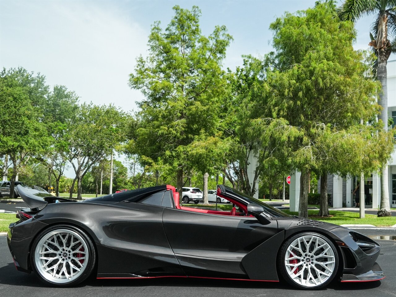 2022 McLaren 720S Spider   - Photo 61 - Bonita Springs, FL 34134