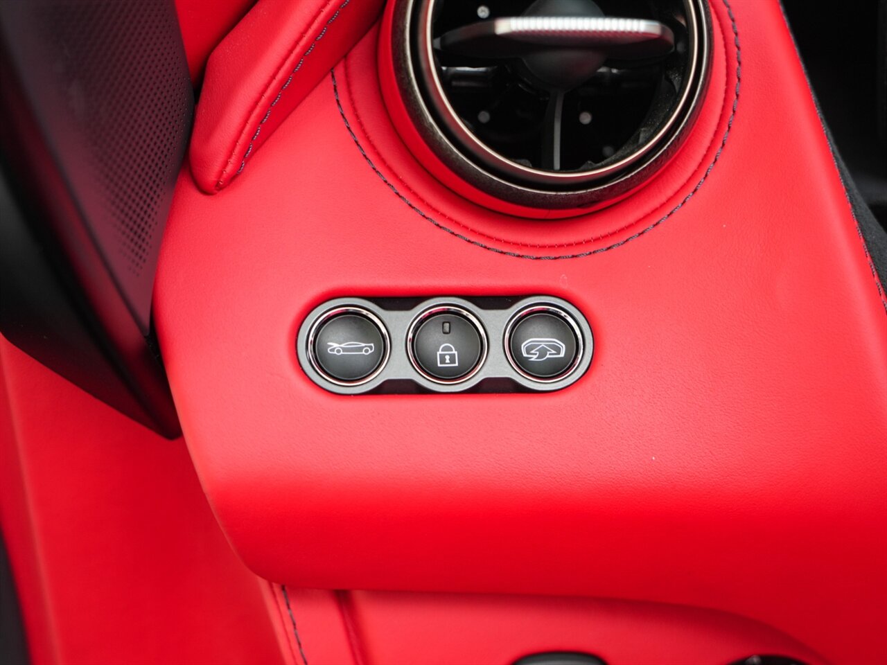 2022 McLaren 720S Spider   - Photo 27 - Bonita Springs, FL 34134