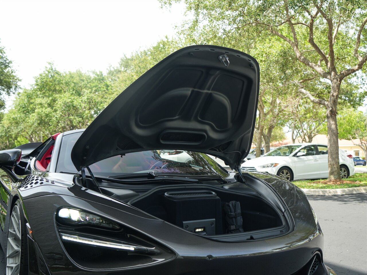 2022 McLaren 720S Spider   - Photo 39 - Bonita Springs, FL 34134