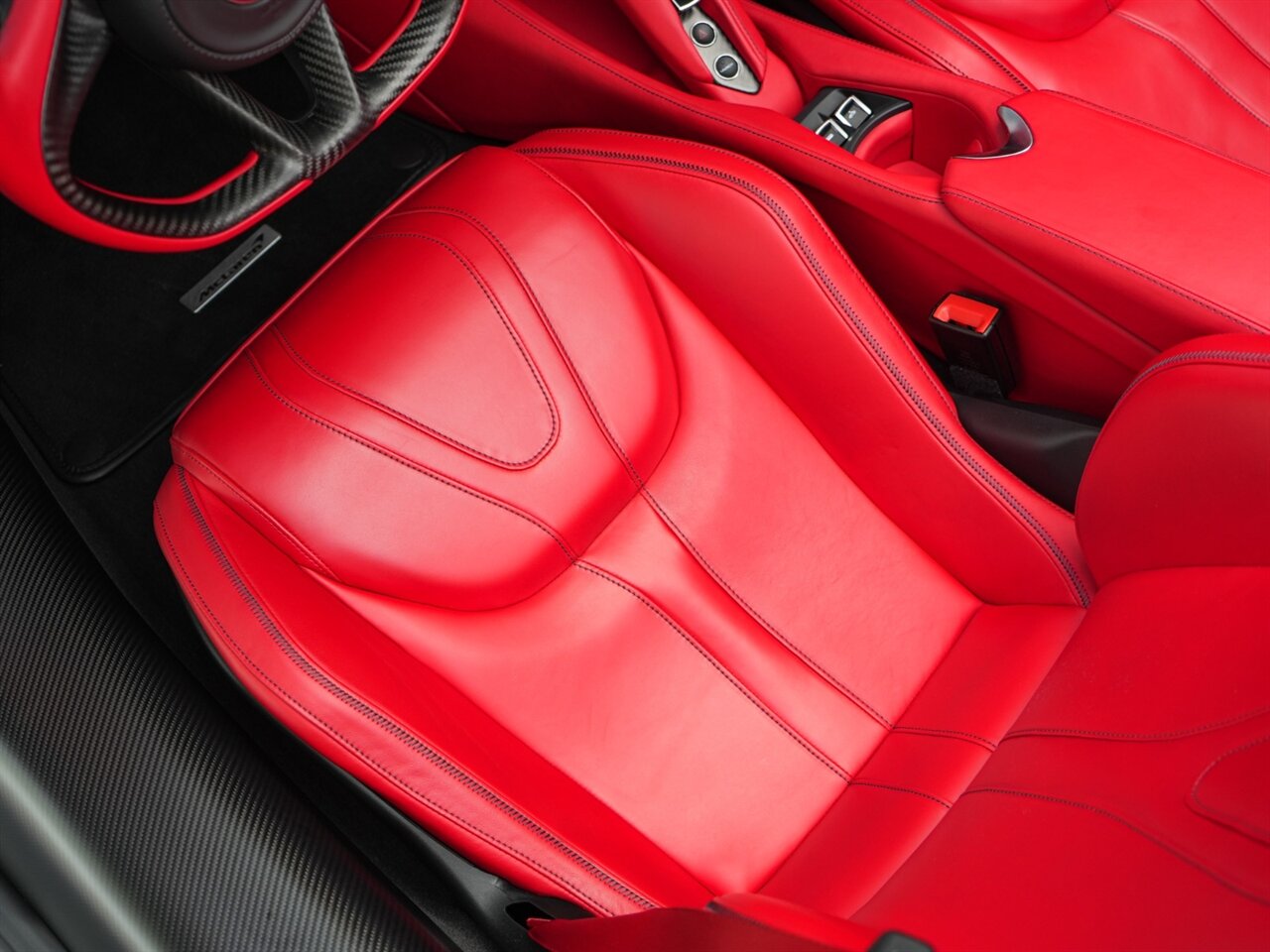 2022 McLaren 720S Spider   - Photo 26 - Bonita Springs, FL 34134
