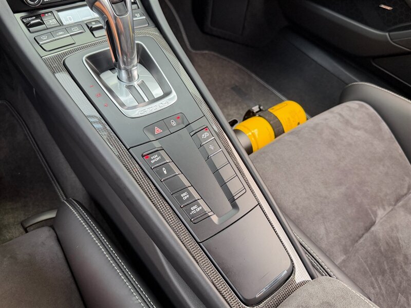 2018 Porsche 911 GT2 RS - Photo 19 - Bonita Springs, FL 34134